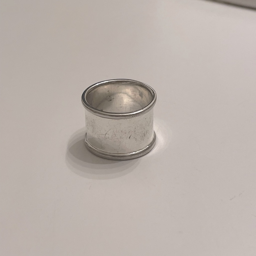 Sterling large wide band size 6